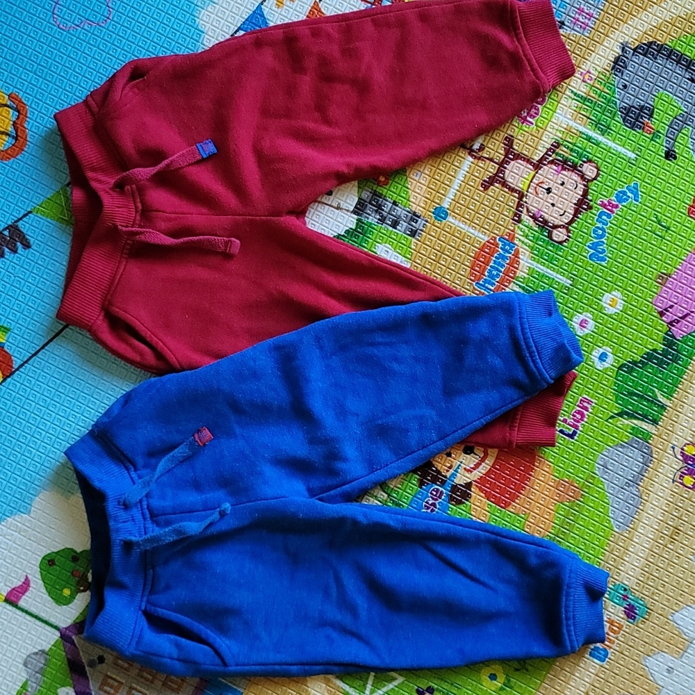 Set of two sweatpants